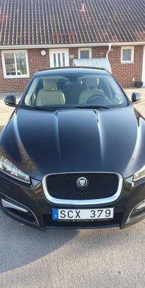 Jaguar XF cena 51000 przebieg: 167000, rok produkcji 2013 z Kutno małe 46